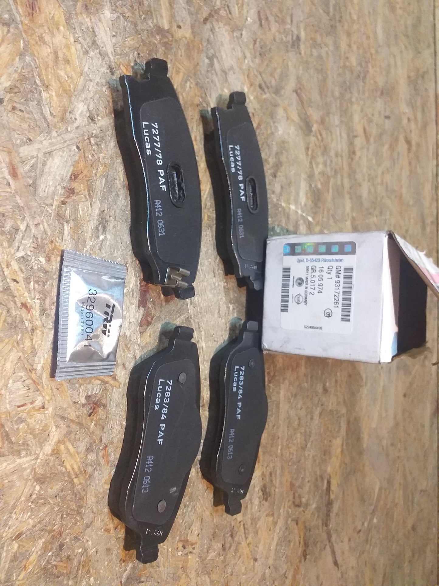 Corsa C Combo Meriva Bremsbelagsatz original GM Opel NEU