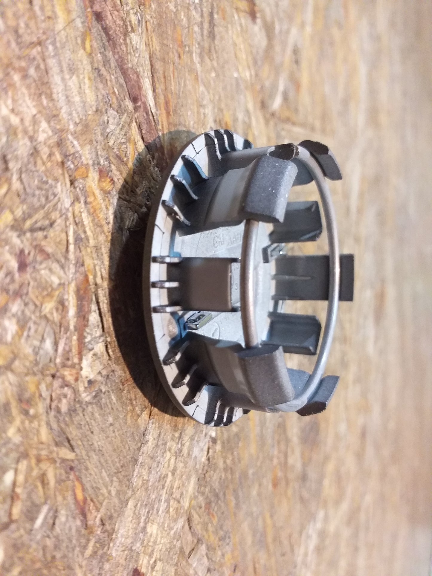 Adam (M13) Astra Nabendeckel an Felge original GM Opel NEU