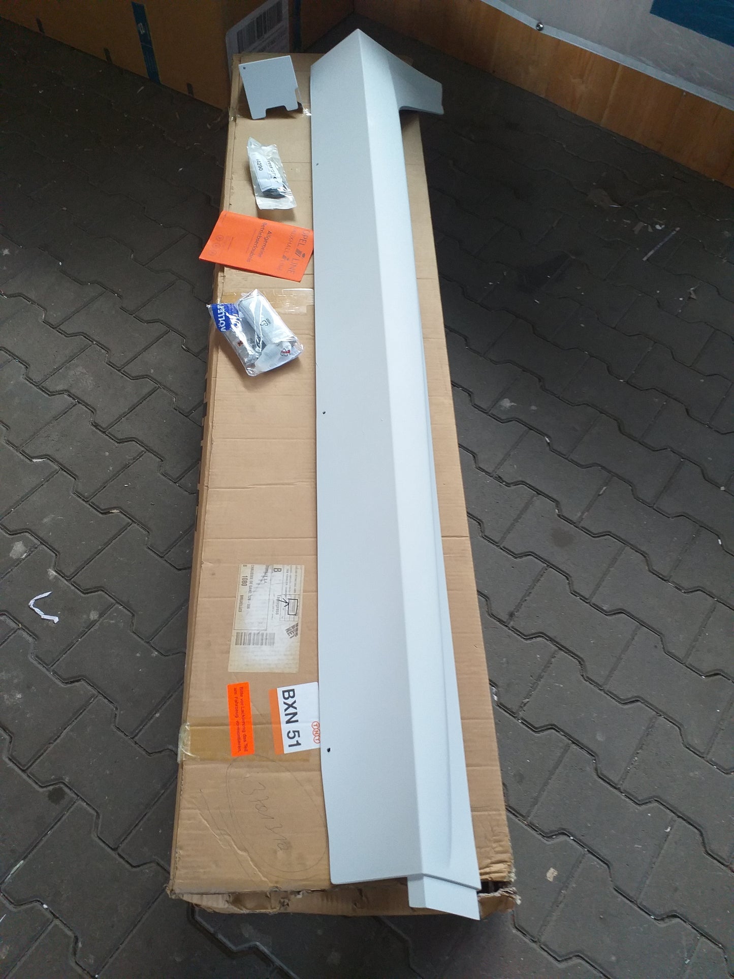Meriva A Seitenschweller links original Irmscher NEU