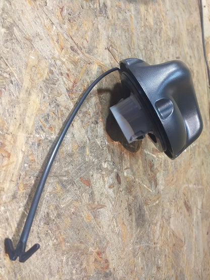 Hummer H2 / H3 Tankdeckel original GM NEU