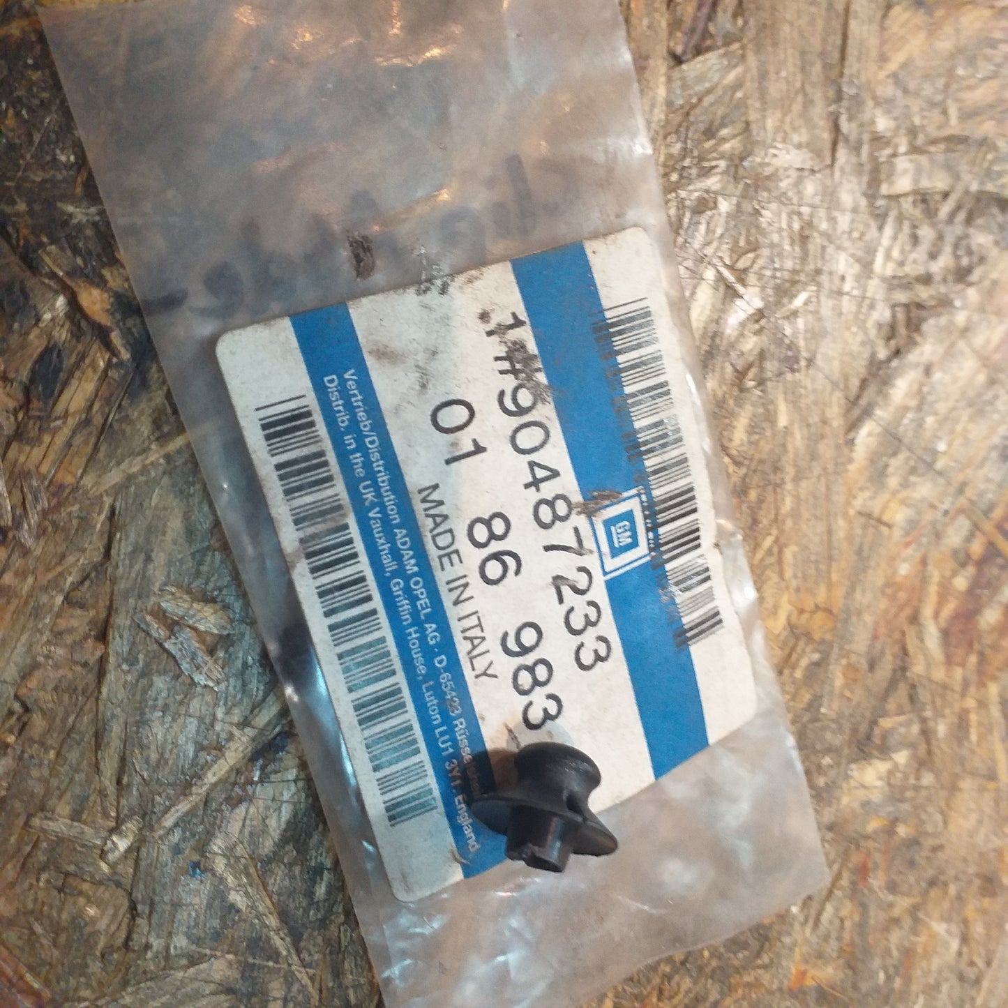 Astra F Clip Abdeckung an Rahmen original GM Opel NEU