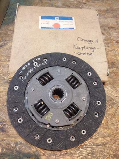 Omega A Kupplungsscheibe original GM Opel NEU
