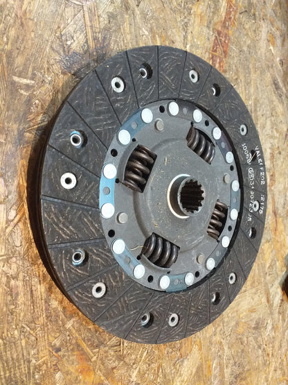Omega A Kupplungsscheibe original GM Opel NEU