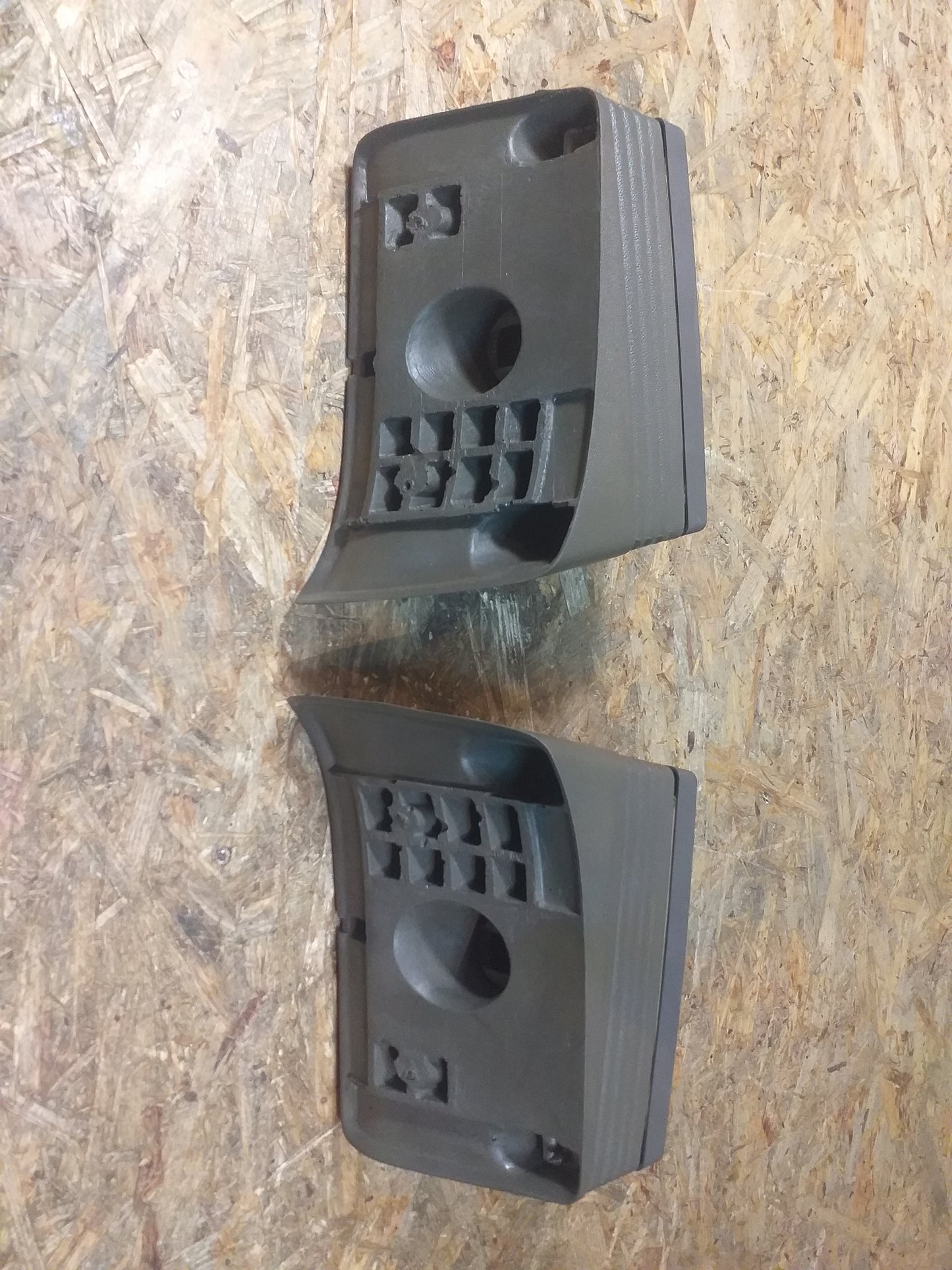 Kadett E1 Nebelscheinwerferset links und rechts bis Bj 89 nicht geeignet für GSi original Bosch NEU