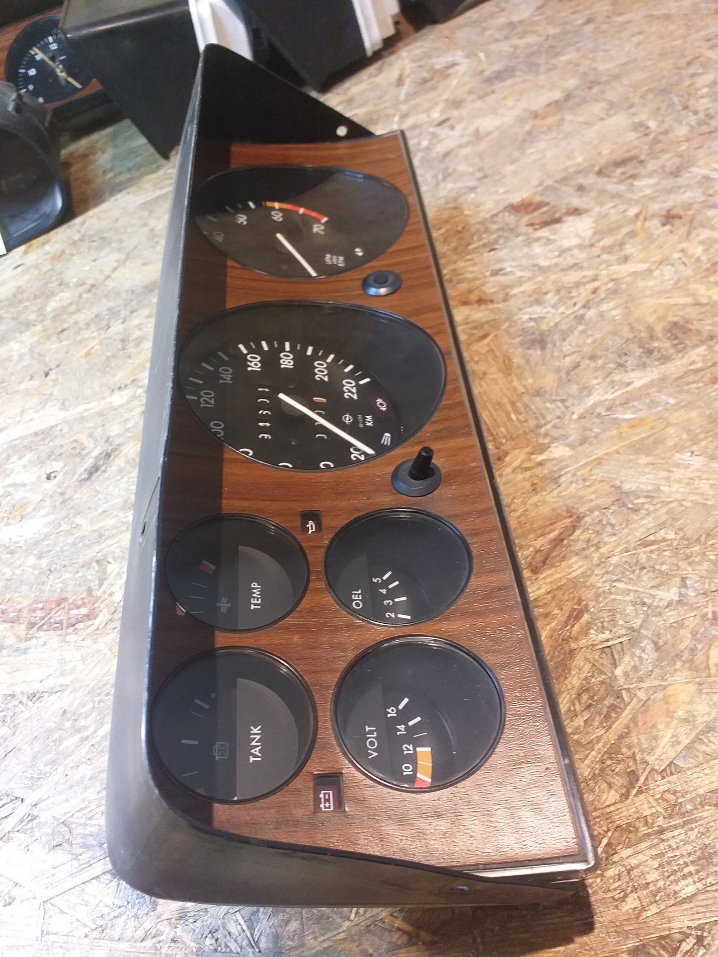 Manta A Ascona A Kombiinstrument W=694 original Opel GEBRAUCHT
