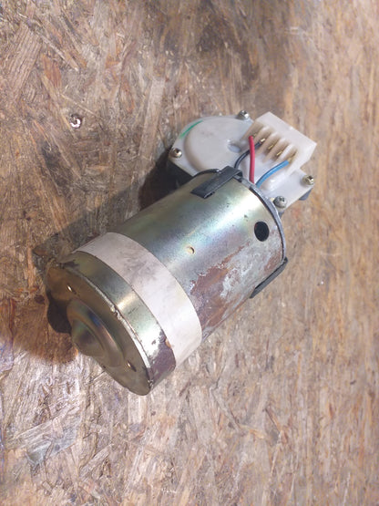 Omega A Scheibenwischermotor original GM Opel NEU