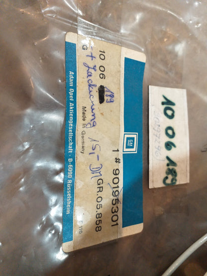 Kadett E Radkappe weiß lackiert original GM Opel NEU