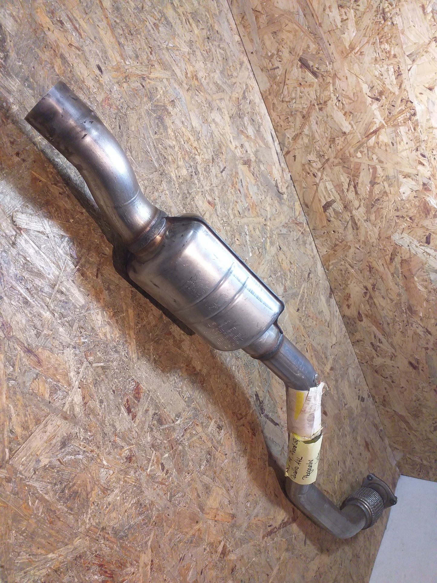 Audi A4, Avant S4, Quattro A4L Abgasrohr links original  GM Opel NEU