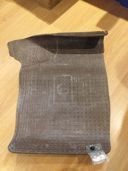Corsa Fußmatte Gummi rechts original GM NEU aus Altbestand