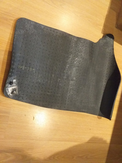 Corsa Fußmatte Gummi rechts original GM Opel NEU aus Altbestand