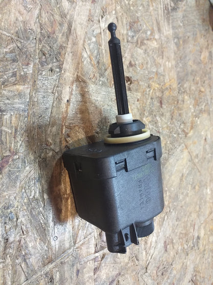 Omega A Motor Leuchtweitenregulierung Stellmotor original GM Opel NEU