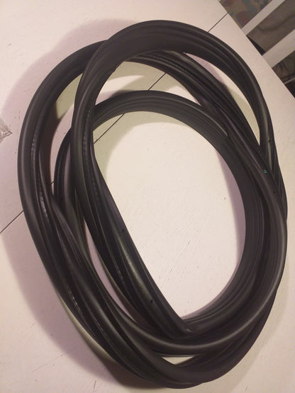 Corsa C 5Türer Gummiabdichtung vorne links original GM Opel NEU