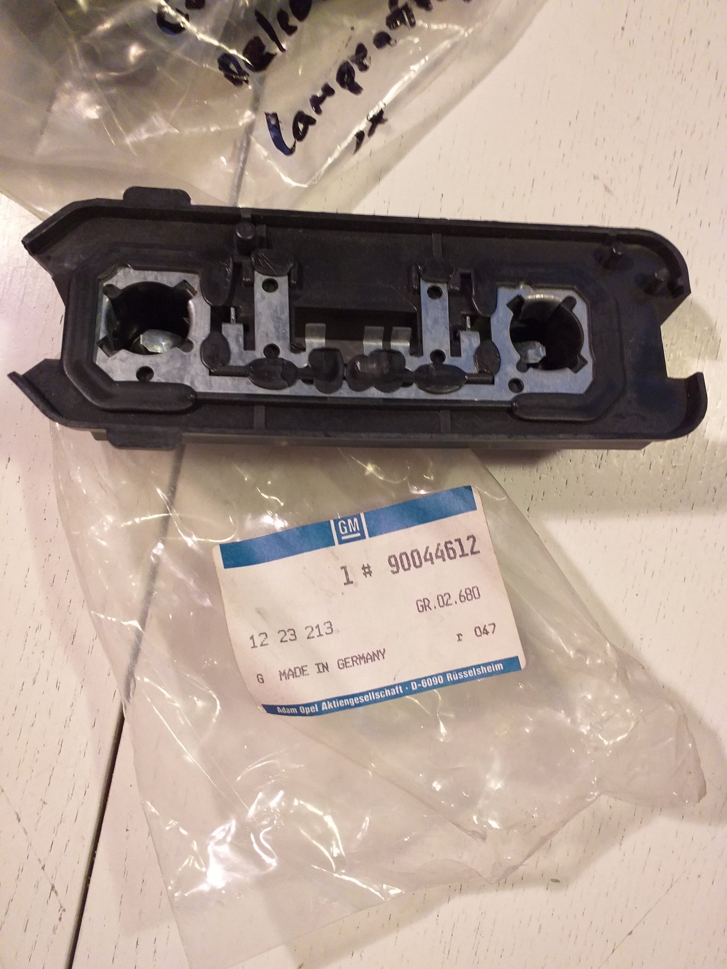 Commodore C Rekord E Lampenträger original GM Opel NEU