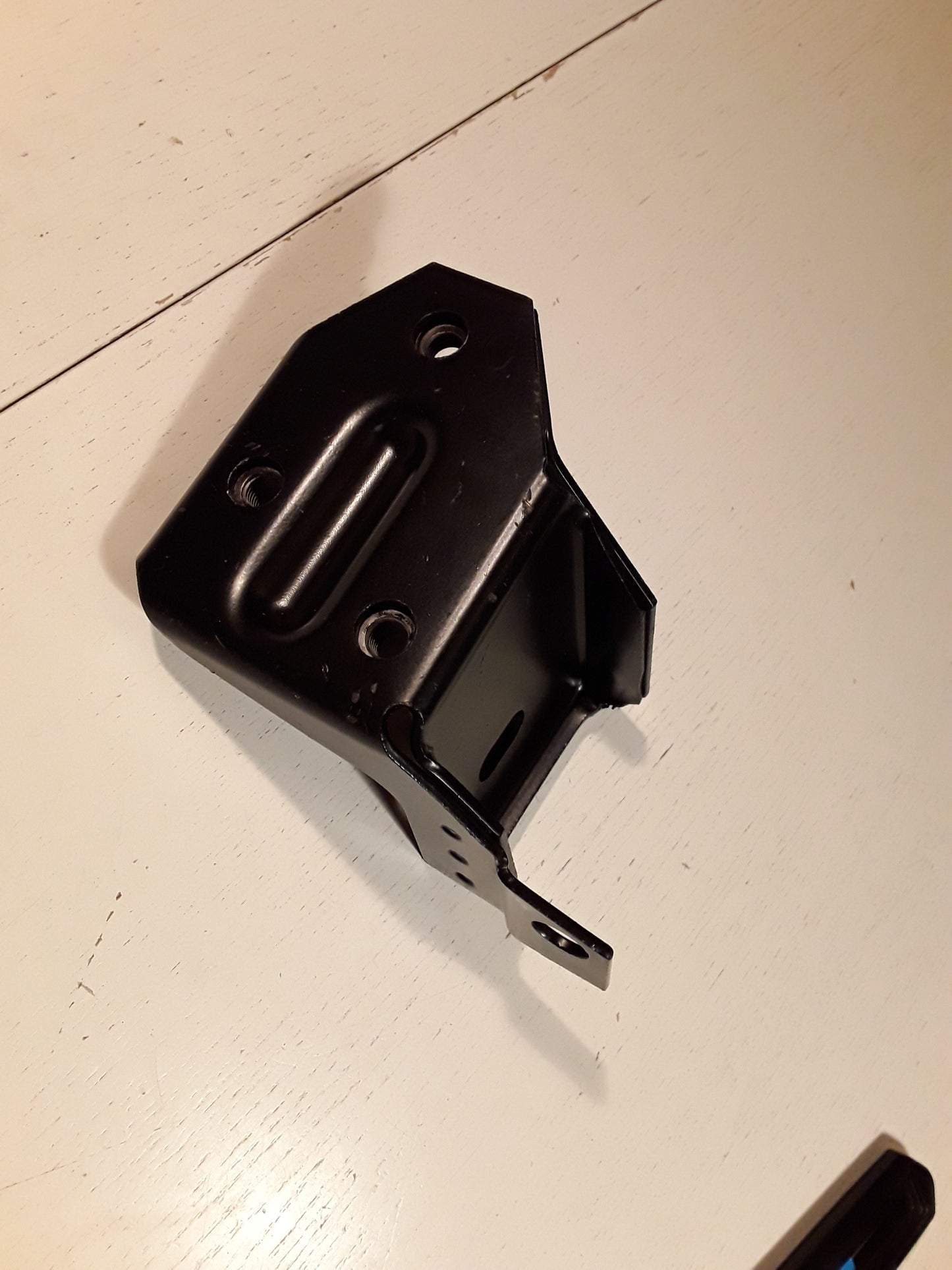Ascona C Motorhalter an Motorlager hinten rechts original GM Opel NEU