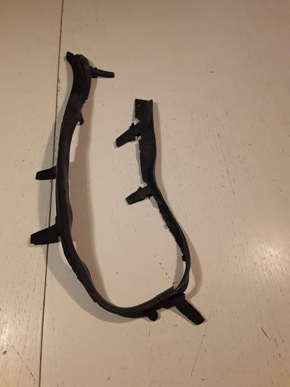 Omega B Dichtung Frontscheinwerfer links original GM Opel NEU