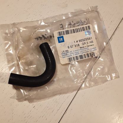 Kadett E Schlauch Verteiler an Druckregler original GM Opel NEU