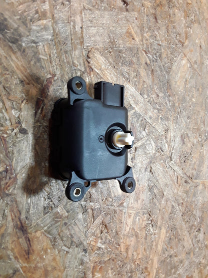 Astra G Zafira A Astra H Stellmotor Innenraumlüftung original GM Opel NEU