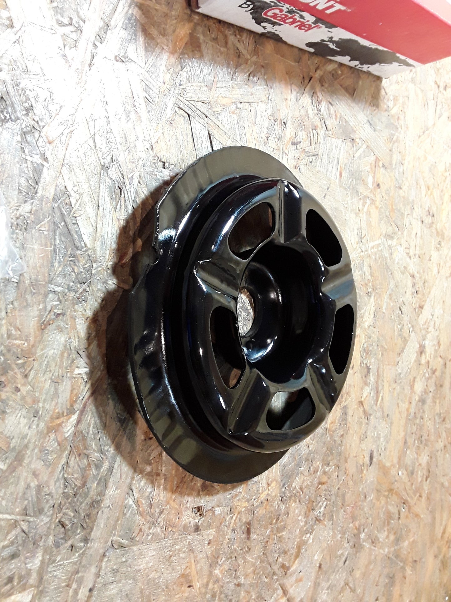 Madzda MX6 GE Federteller Vorderachse beidseitig original STRUNT MOUNT NEU