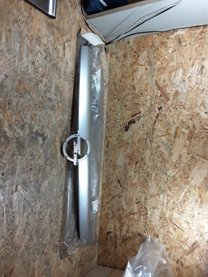 Astra H Zierleiste Kühlergrill original GM Opel NEU