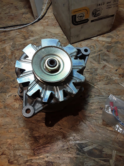 Ascona Corsa A Kadett C Manta Rekord D/E Lichtmaschine 45A 14V original Opel NEU