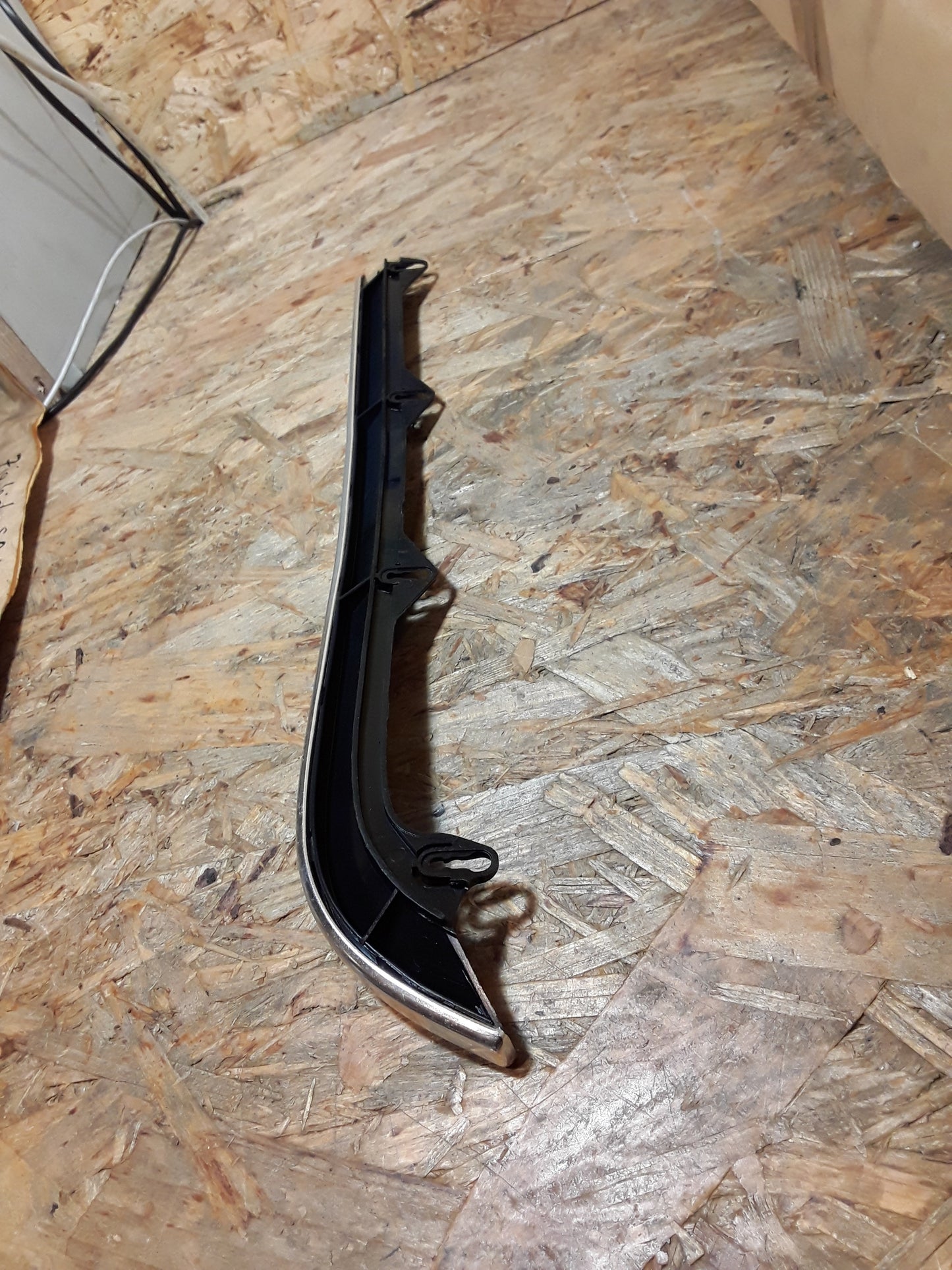 Rekord E Commodore C Senator Zierleiste Scheinwerfer original GM Opel NEU