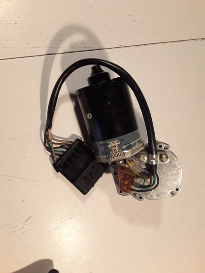 Calibra Motor Frontscheibenwaschanlage Wischer RL original GM Opel NEU