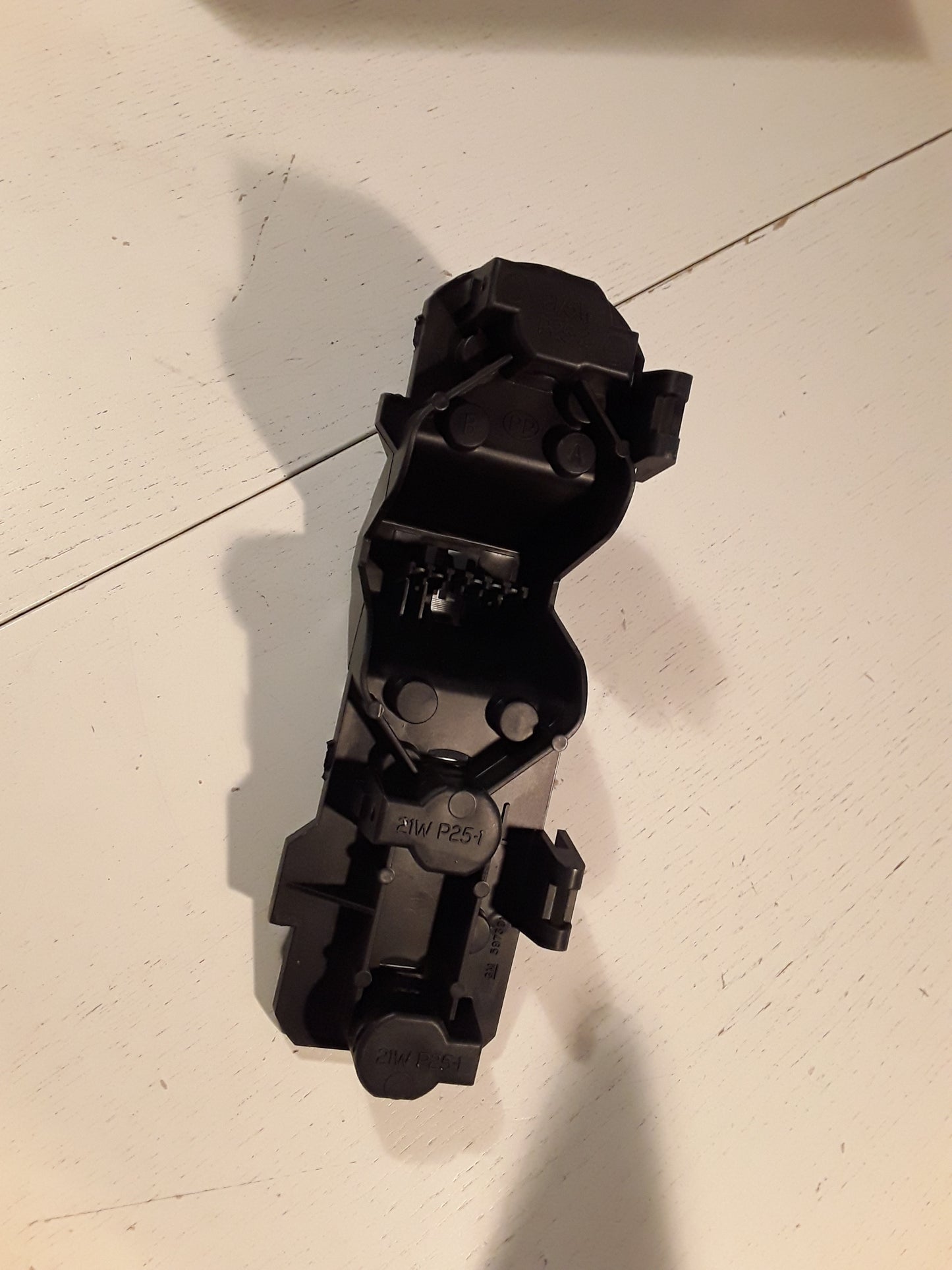 Corsa A Lampenträger hinten links Kontaktplatte original GM Opel NEU