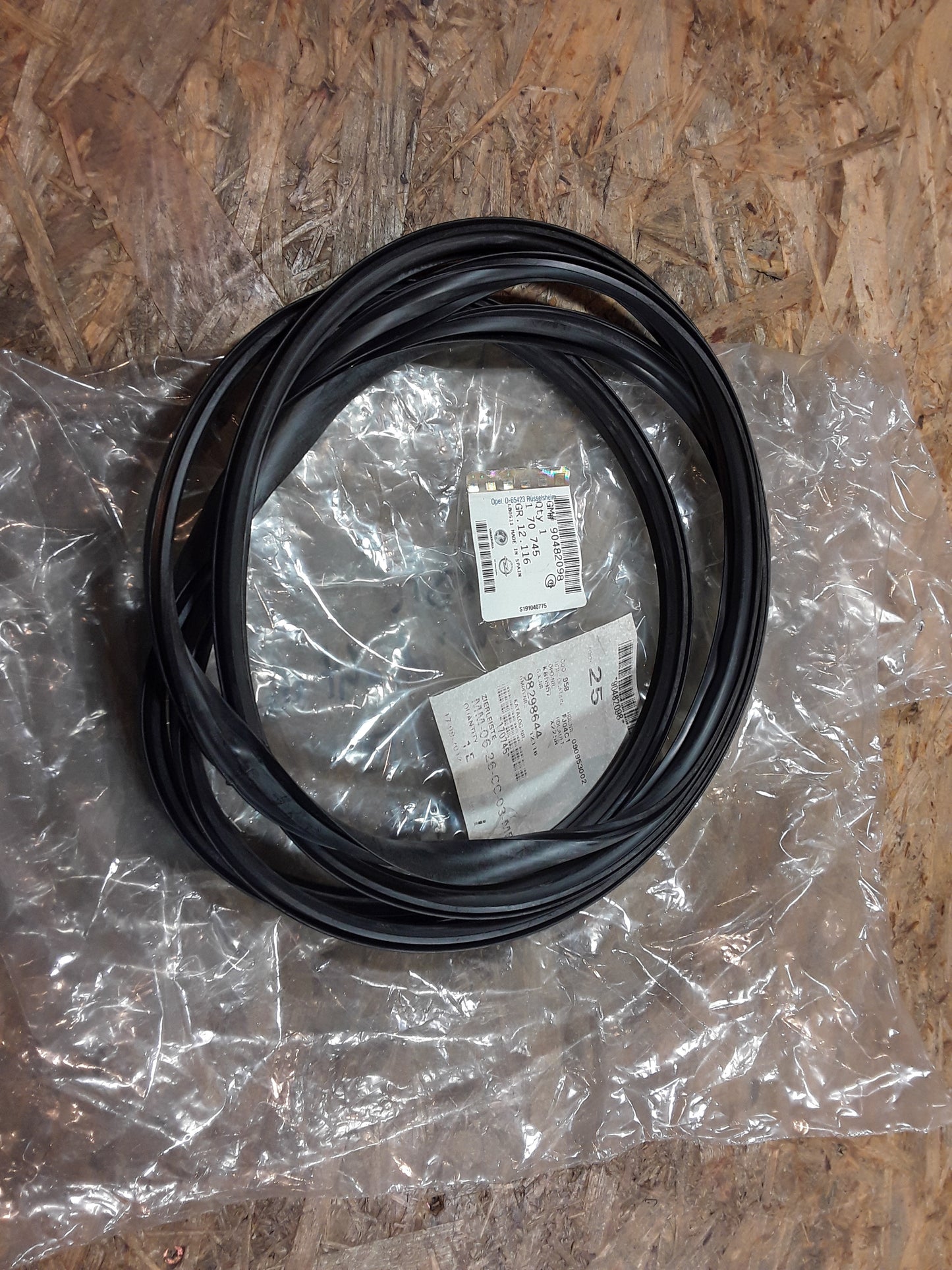 Corsa B Zierleiste Gummiabdichtung Heckklappe original GM Opel NEU