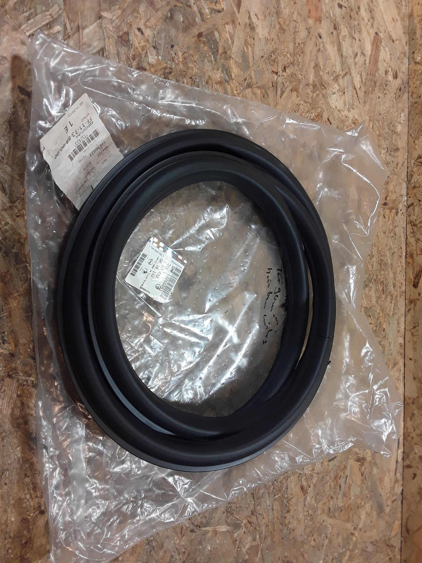 Astra J Kombi Türdichtungsgummi hinten links original GM Opel NEU