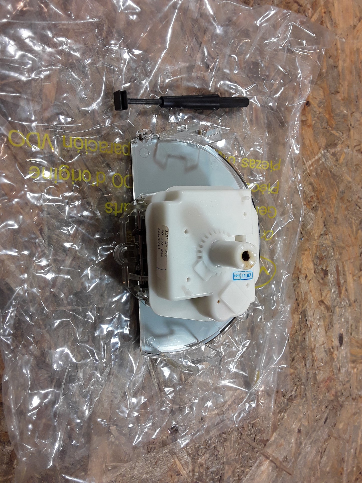 Omega A Tachometer bis 220km/h original GM Opel NEU