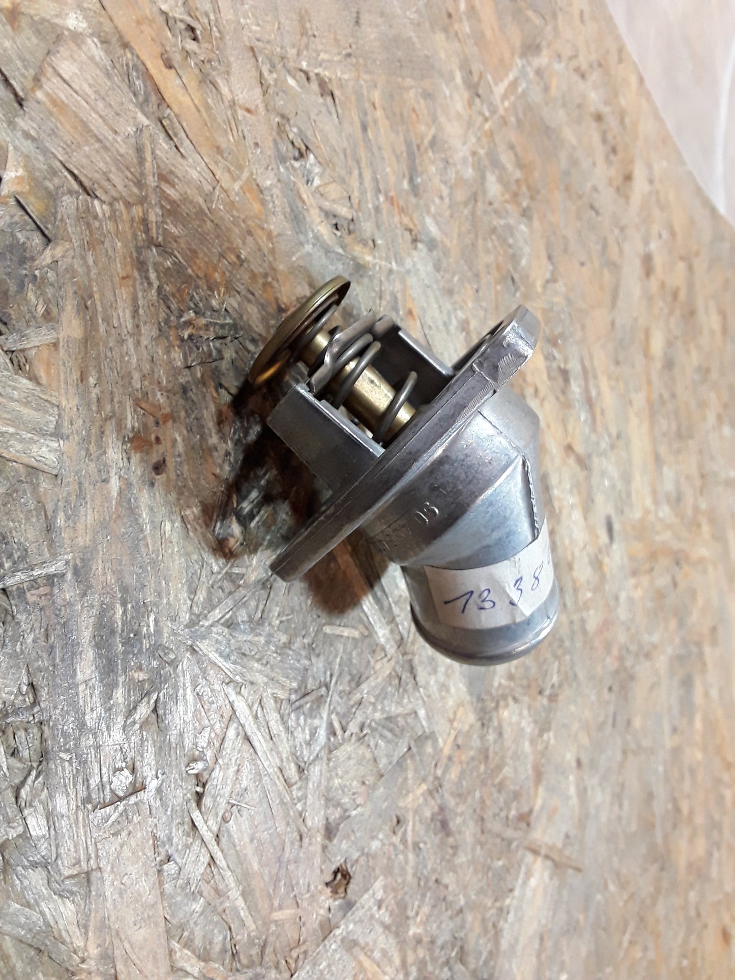 Astra F T92 Omega A V87 Thermostat original GM Opel NEU