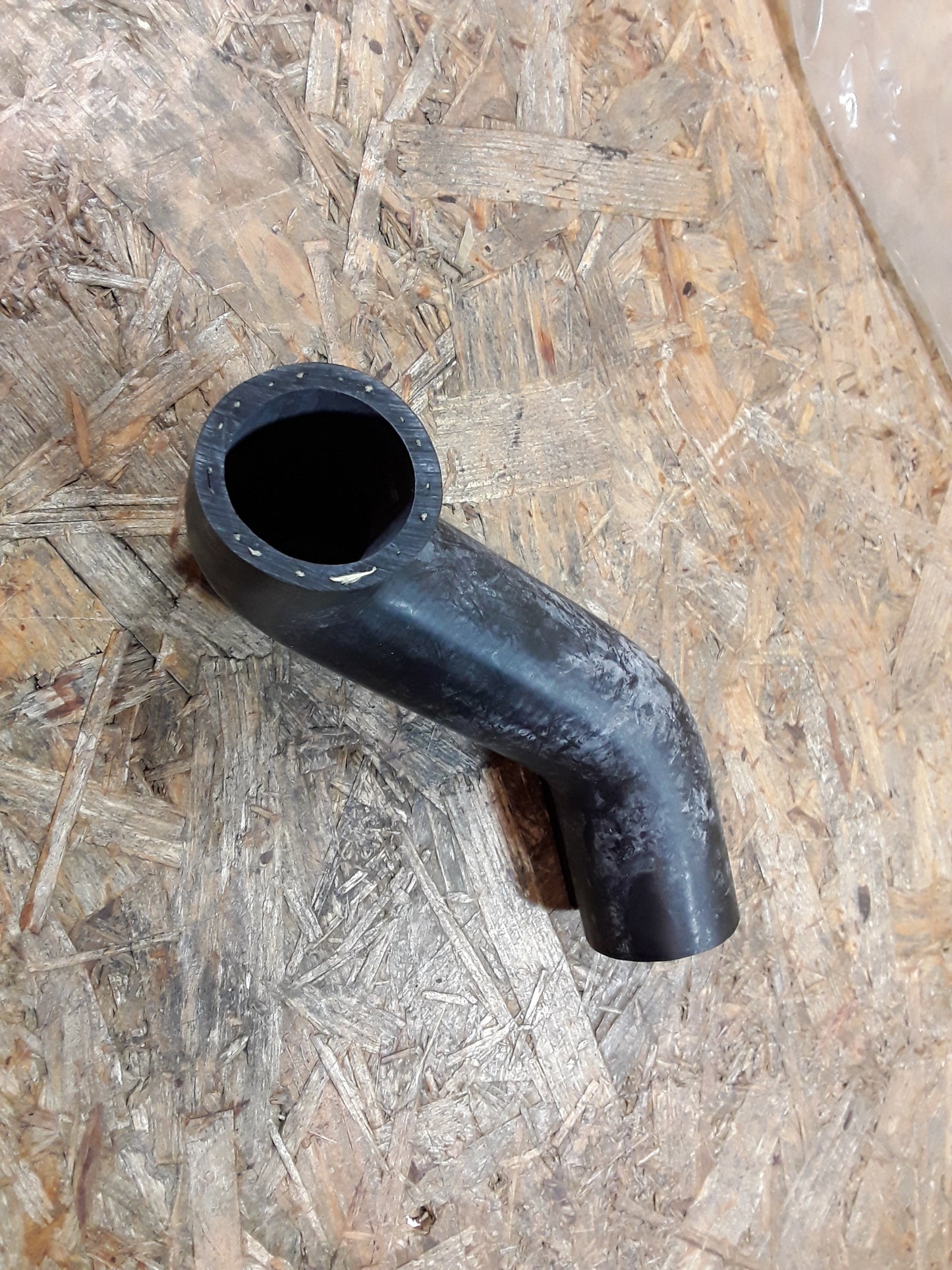 Vectra A 1,7D/1,7TD Einlassschlauch Kühler original GM Opel NEU