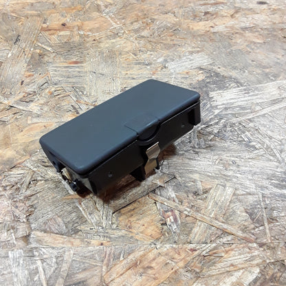 Corsa C Aschenbecher original GM Opel NEU
