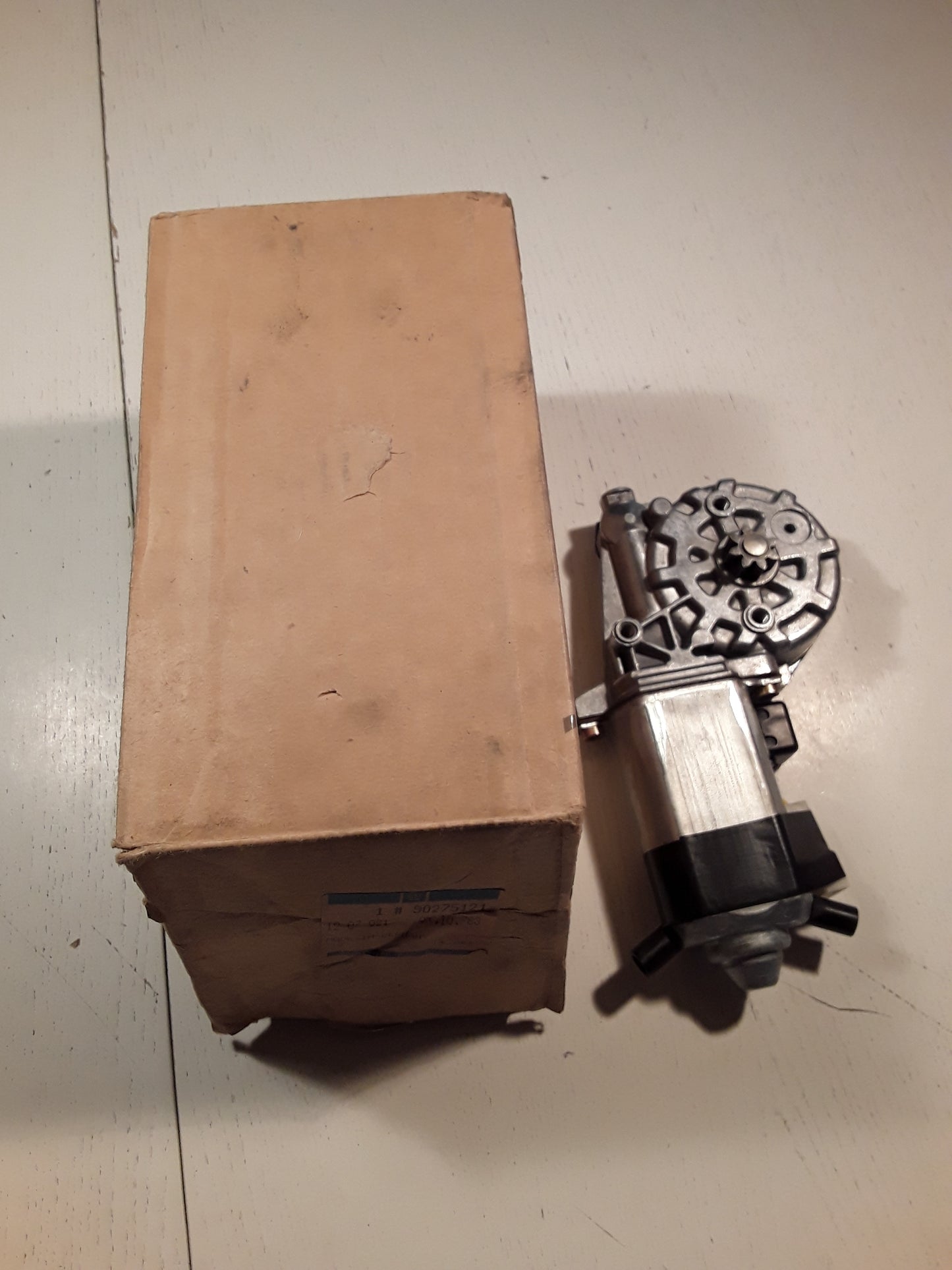 Omega A Senator B Fensterhebermotor vorne links original GM Opel NEU