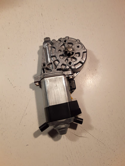 Omega A Senator B Fensterhebermotor vorne links original GM Opel NEU