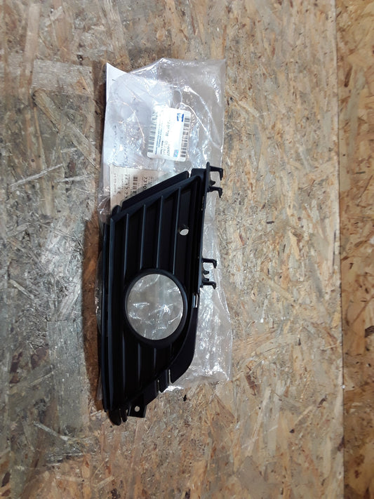 Corsa C Combo Einsatz Nebelscheinwerfer vorne rechts original GM Opel NEU