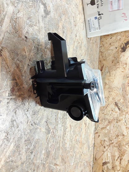 Meriva A 1,7CDTi 74kw 101PS Nebelscheinwerfer rechts original GM Opel NEU