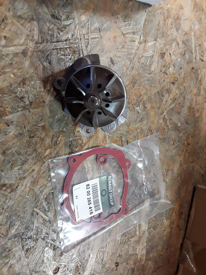 Renault Vivaro A 2,5CDTi Wasserpumpe mit Dichtung original GM Opel NEU