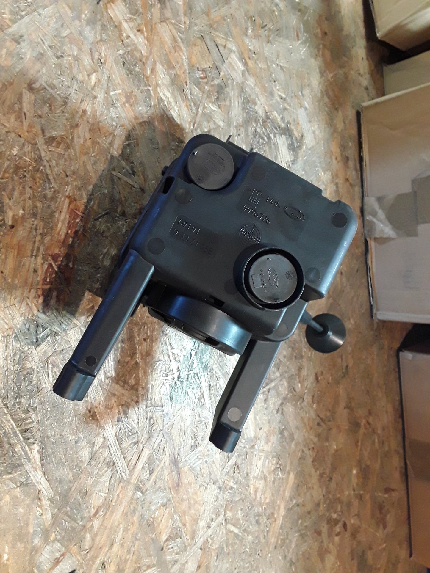 Meriva X01 Nebelscheinwerfer links original GM Opel NEU
