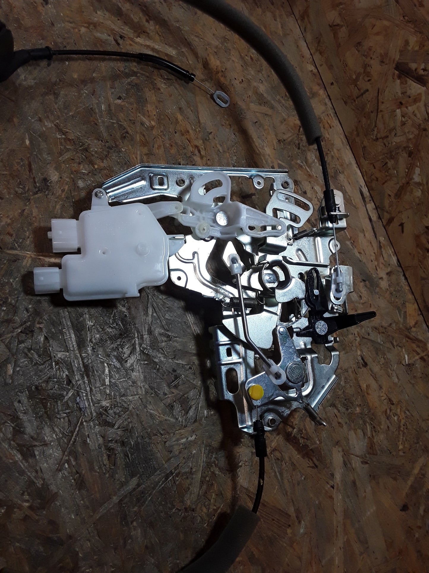 Movano B Schloss mit Motor vorne rechts mit Kabel original GM Opel NEU