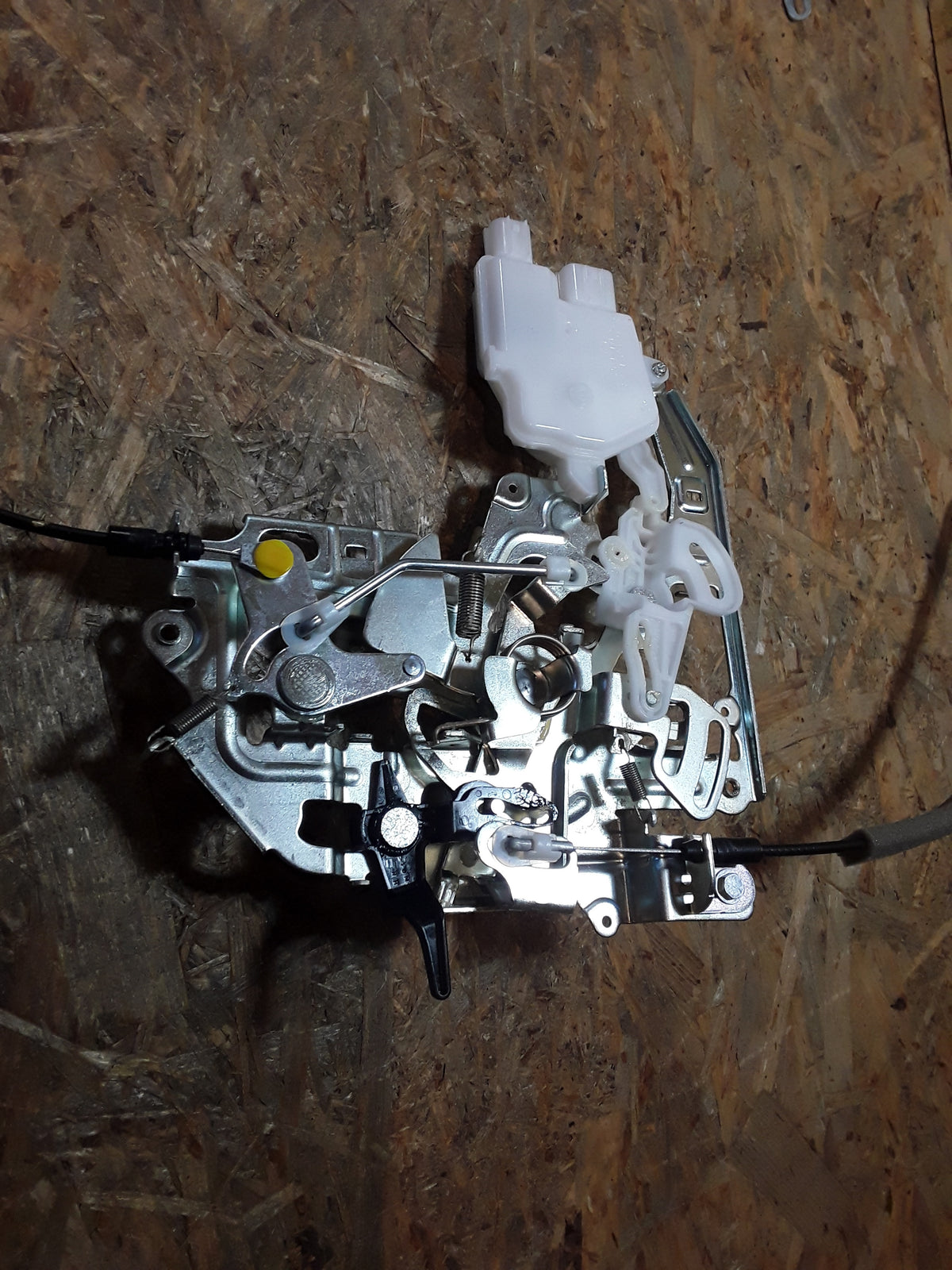 Movano B Schloss mit Motor vorne rechts mit Kabel original GM Opel NEU