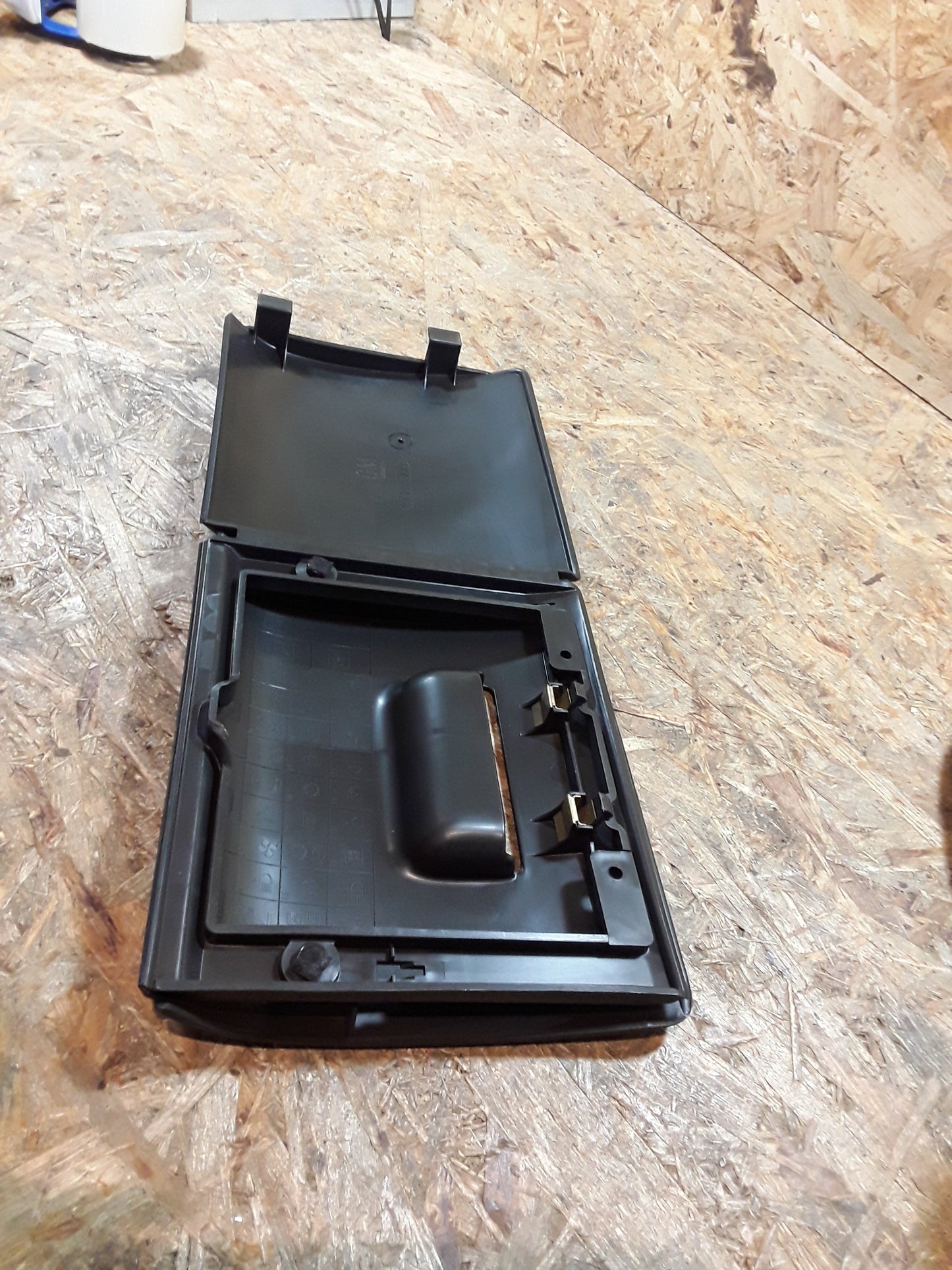 Vectra A Calibra Abdeckung Sicherungskasten anthrazit original GM Opel NEU