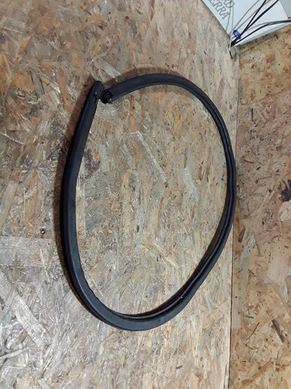Astra F 5Türer Fensterdichtung hinten rechts original GM Opel NEU
