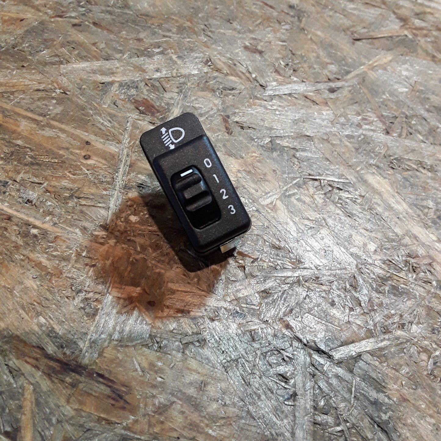 Agila A Corsa B Astra F Schalter Leuchtweitenregulierung original GM Opel NEU