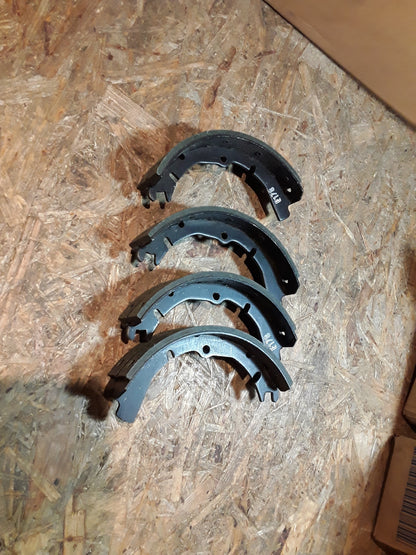 Kadett C Bremsbackensatz 1,6s, 1,9Em 2,0E, 2,0GT/E original AC DELCO NEU