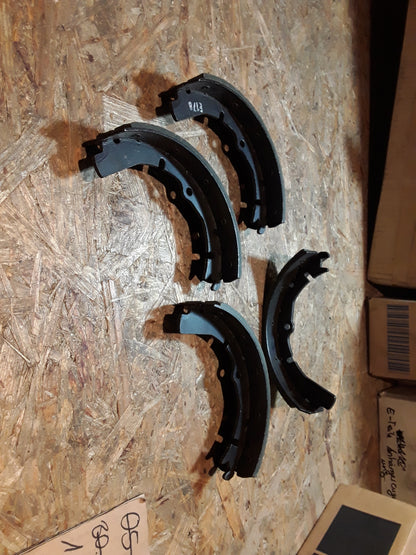 Kadett C Bremsbackensatz 1,6s, 1,9Em 2,0E, 2,0GT/E original AC DELCO NEU