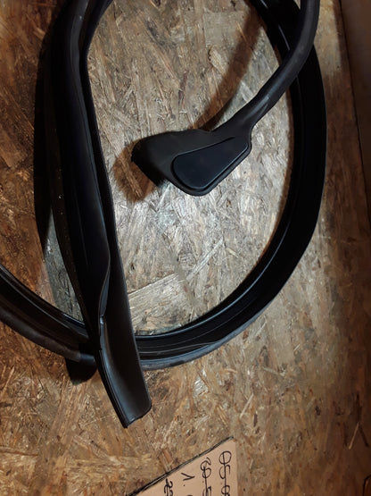 Vectra B Fensterdichtung oben rechts außen original GM Opel NEU
