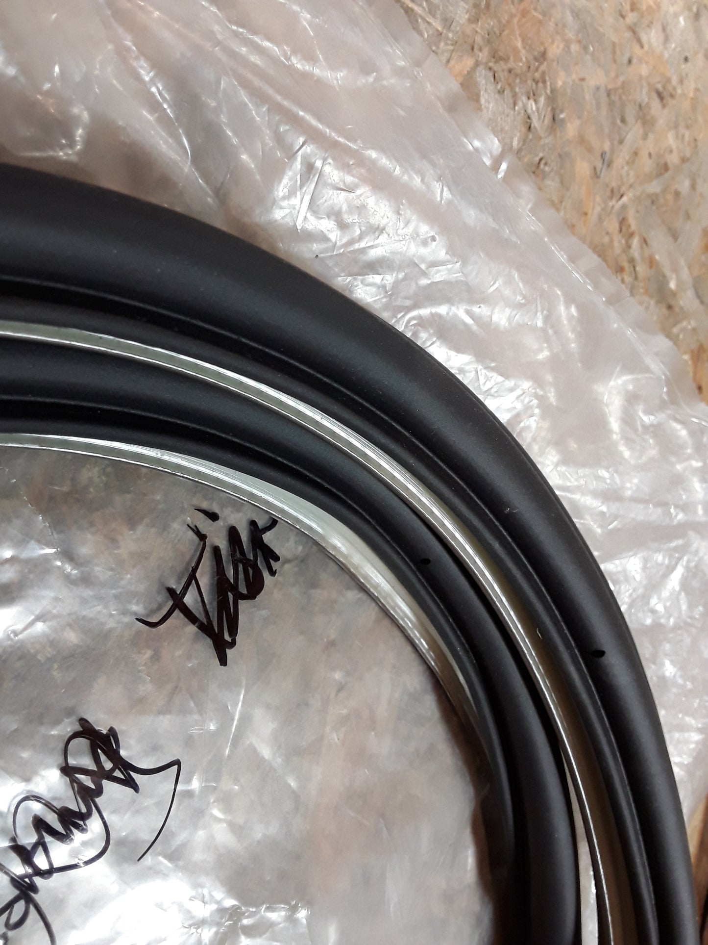 Ascona C Gummiabdichtung Vordertüre braun schwarz original GM Opel NEU