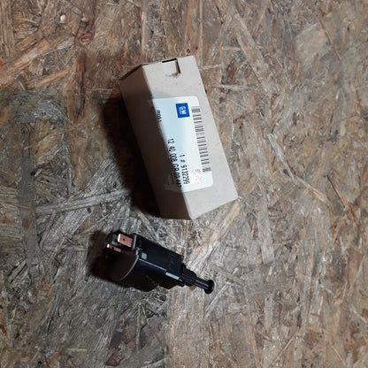Vectra B Zafira A Bremslichtschalter original GM Opel NEU
