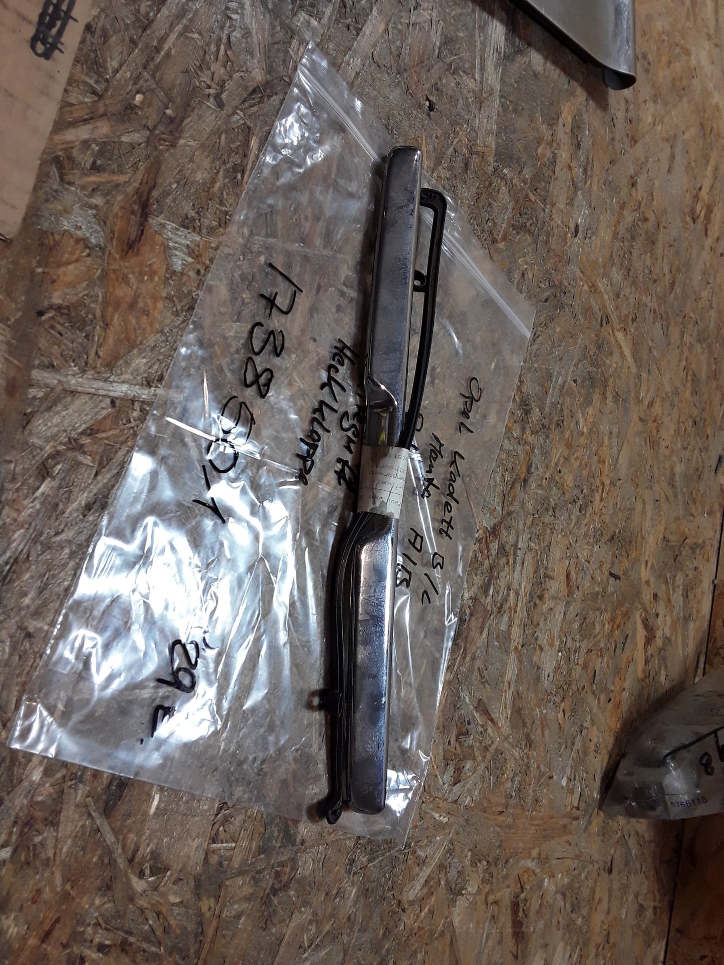 Kadett B/C Manta A/B rek8rd C/D Haltegriff Heckklappe original GM Opel NEU